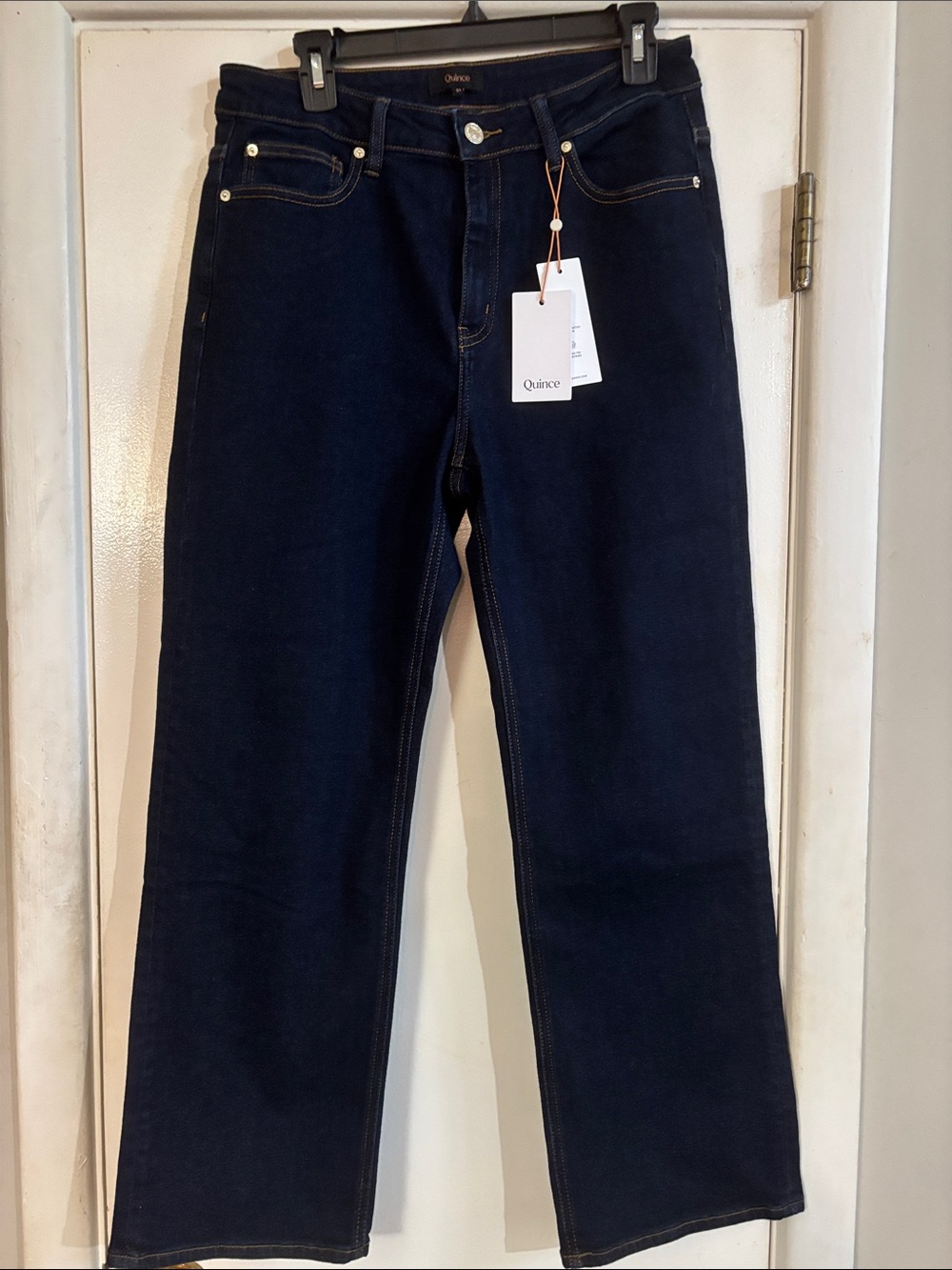 NWT Quince Women's Bella stretch Straight Leg Jeans size 31 in deep rinse